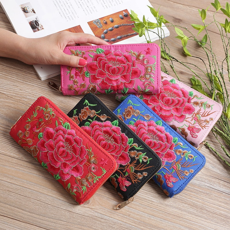 Cartera largas con bordado ético para mujer 4