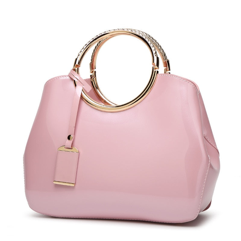 Bolso cruzado de charol para mujer