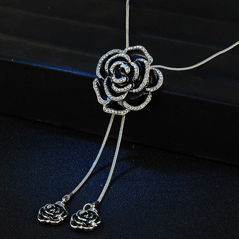 Collar Largo Con Forma De Rosa 5
