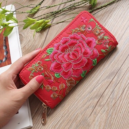 Cartera largas con bordado ético para mujer