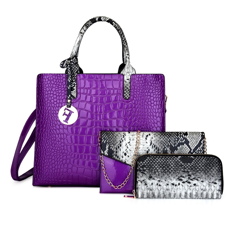 Bolso de mano con lentejuelas y borlas