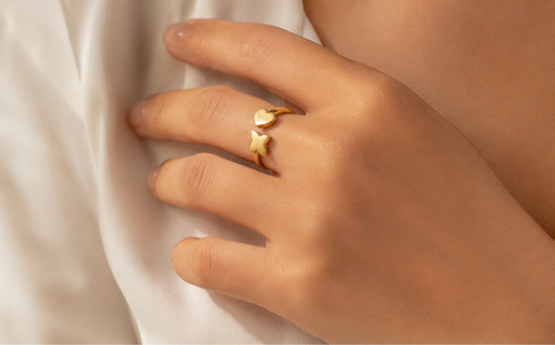Anillo Ajustable Dorado de Corazón y Mariposa